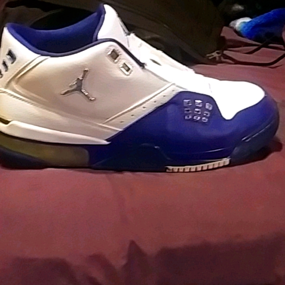 08 Jordan's
